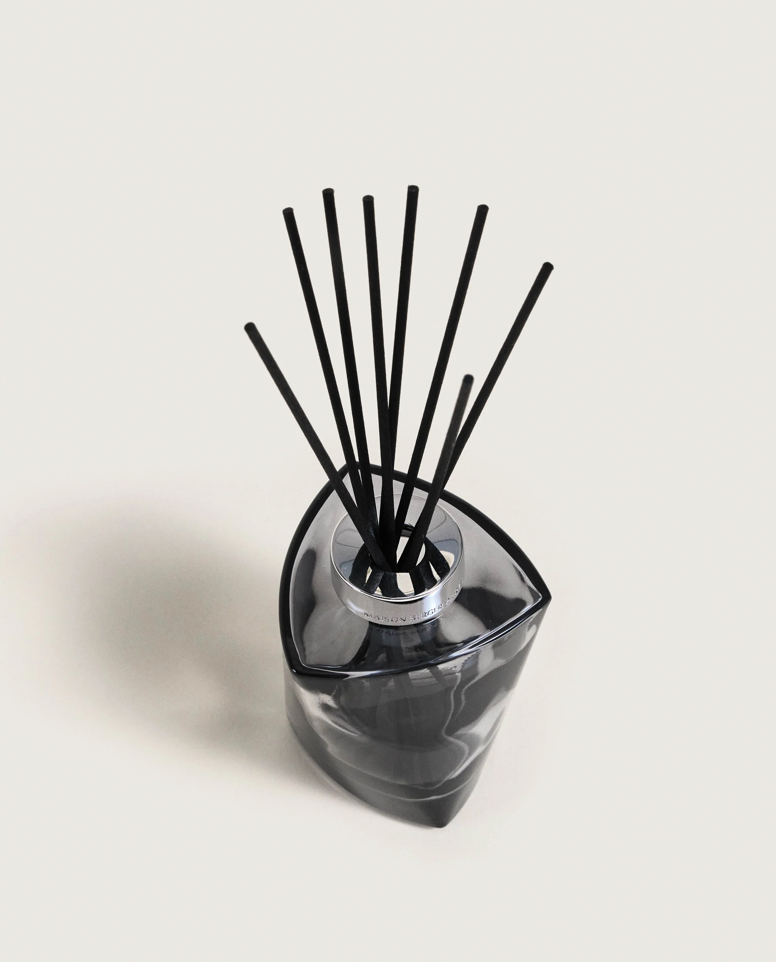 Black Terra Bouquet - Image 3