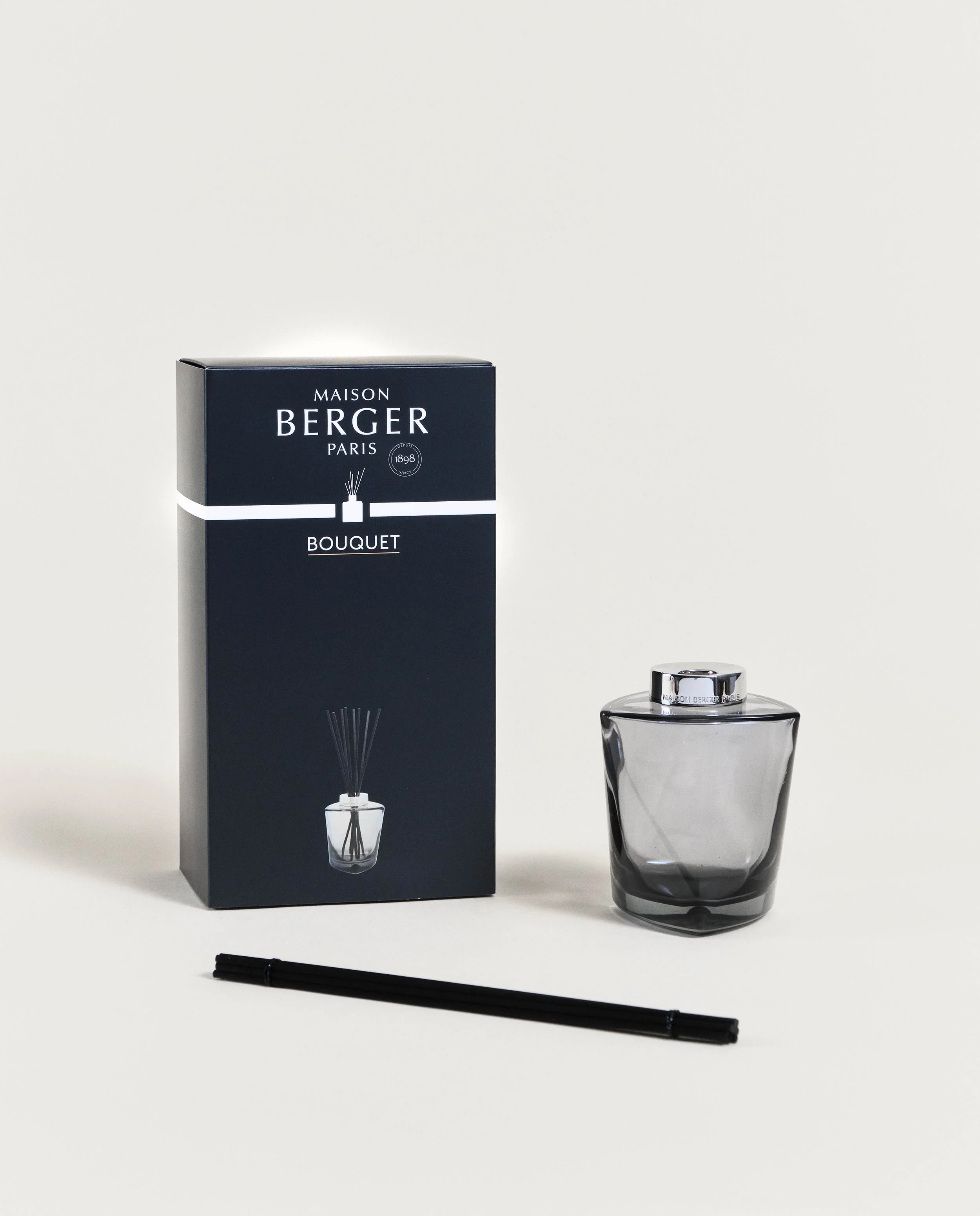 Black Terra Bouquet - Image 5