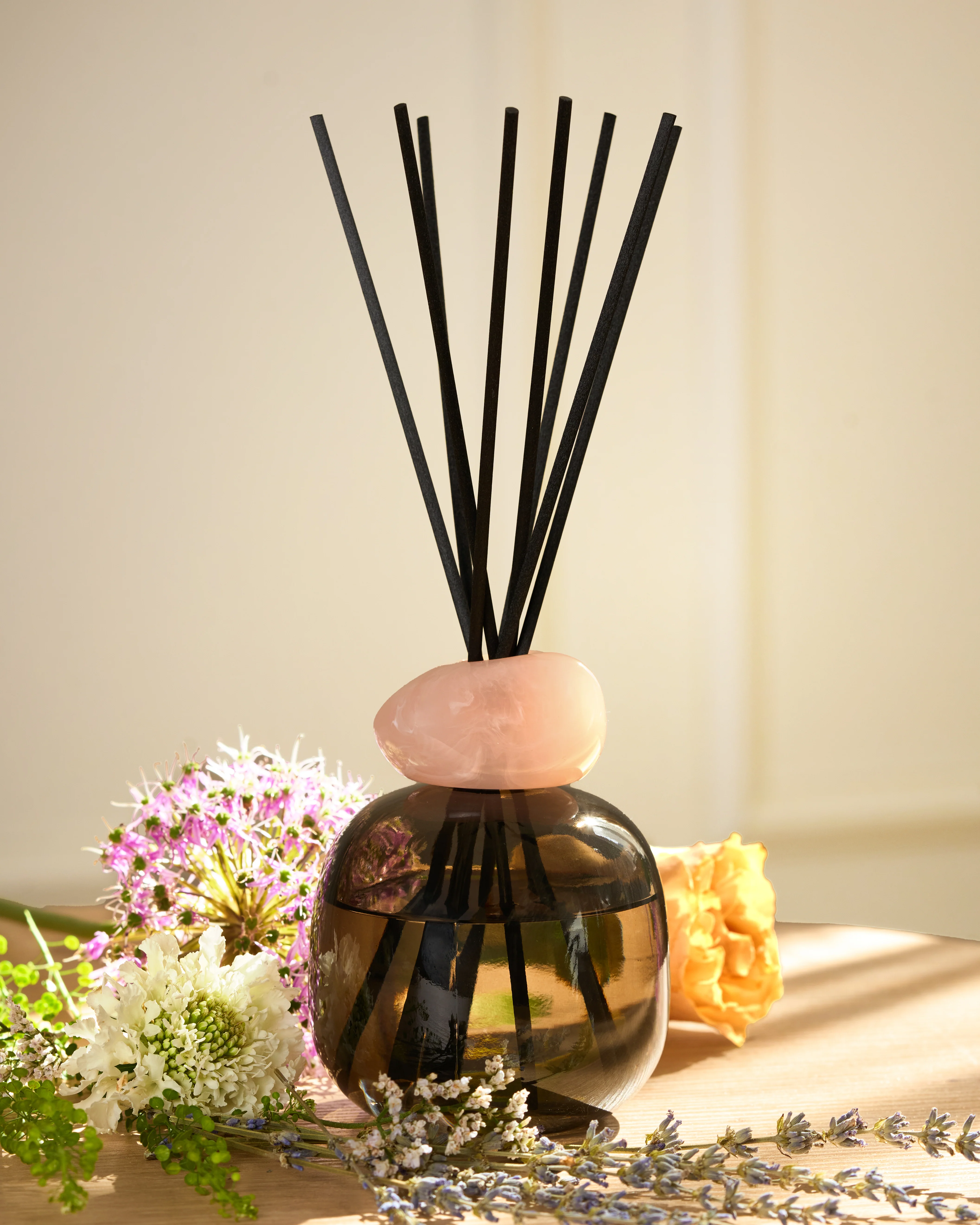 Light Floral Mineral Scented Bouquet - Image 6