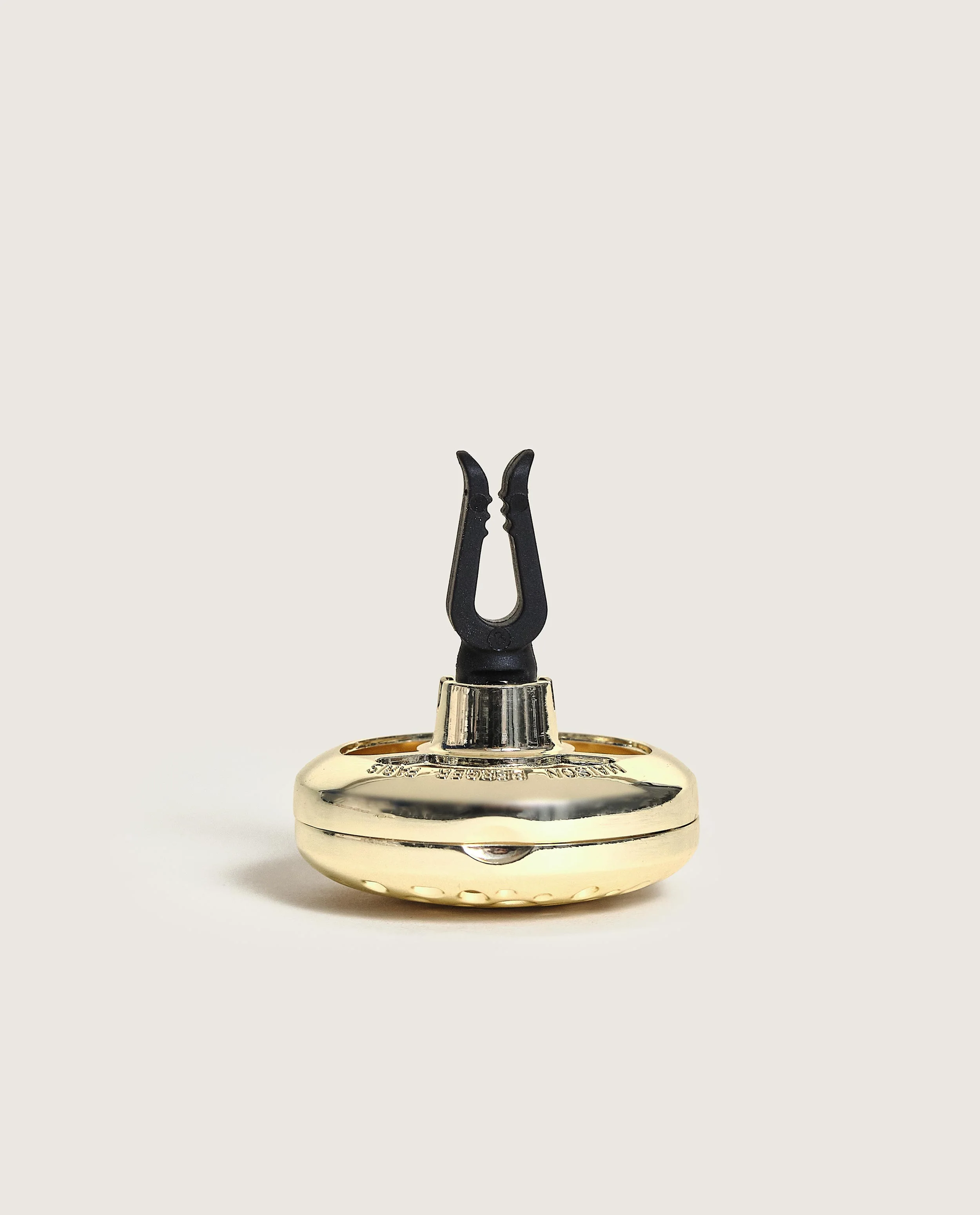 Little Treasures Ophelia Gift Pack Gold car diffuser & key rings - Image 4