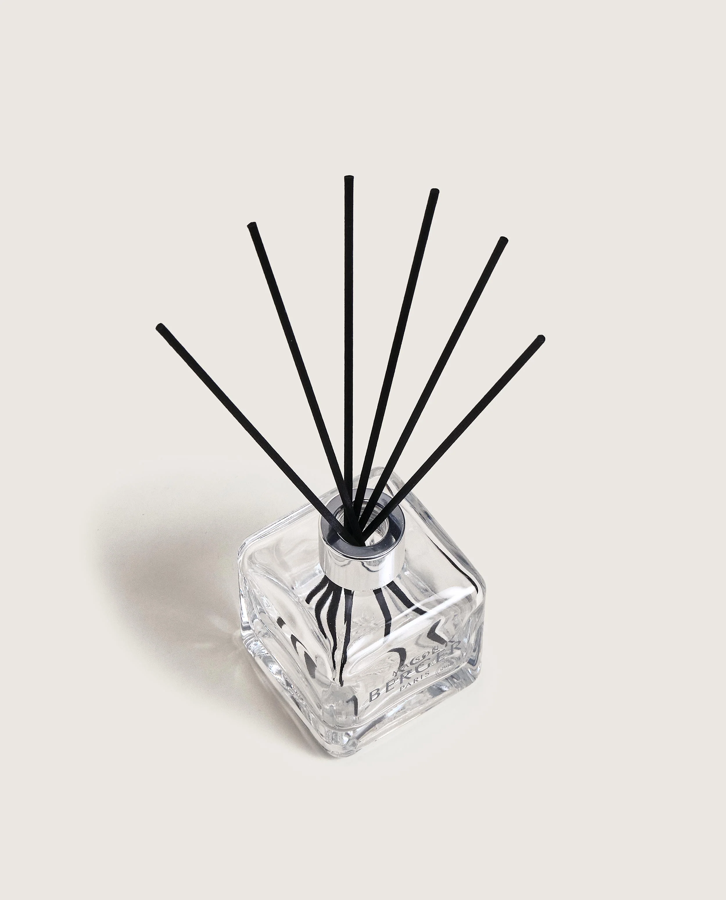 Pure White Tea Scented Bouquet - Image 3